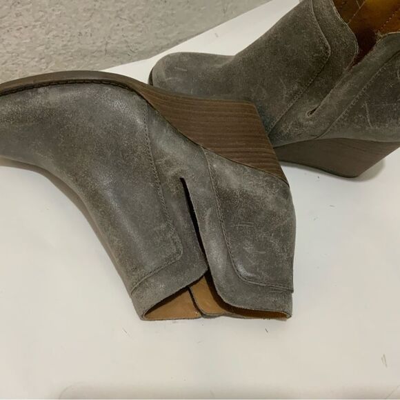 Lucky Brand Yabba Women's Ankle Wedge Booties Size 5.5 M, Gray Leather - Picture 12 of 15